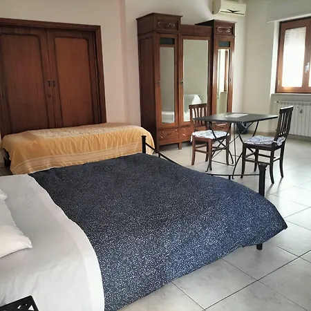 Vanvitelli Oda ve Kahvaltı Caserta